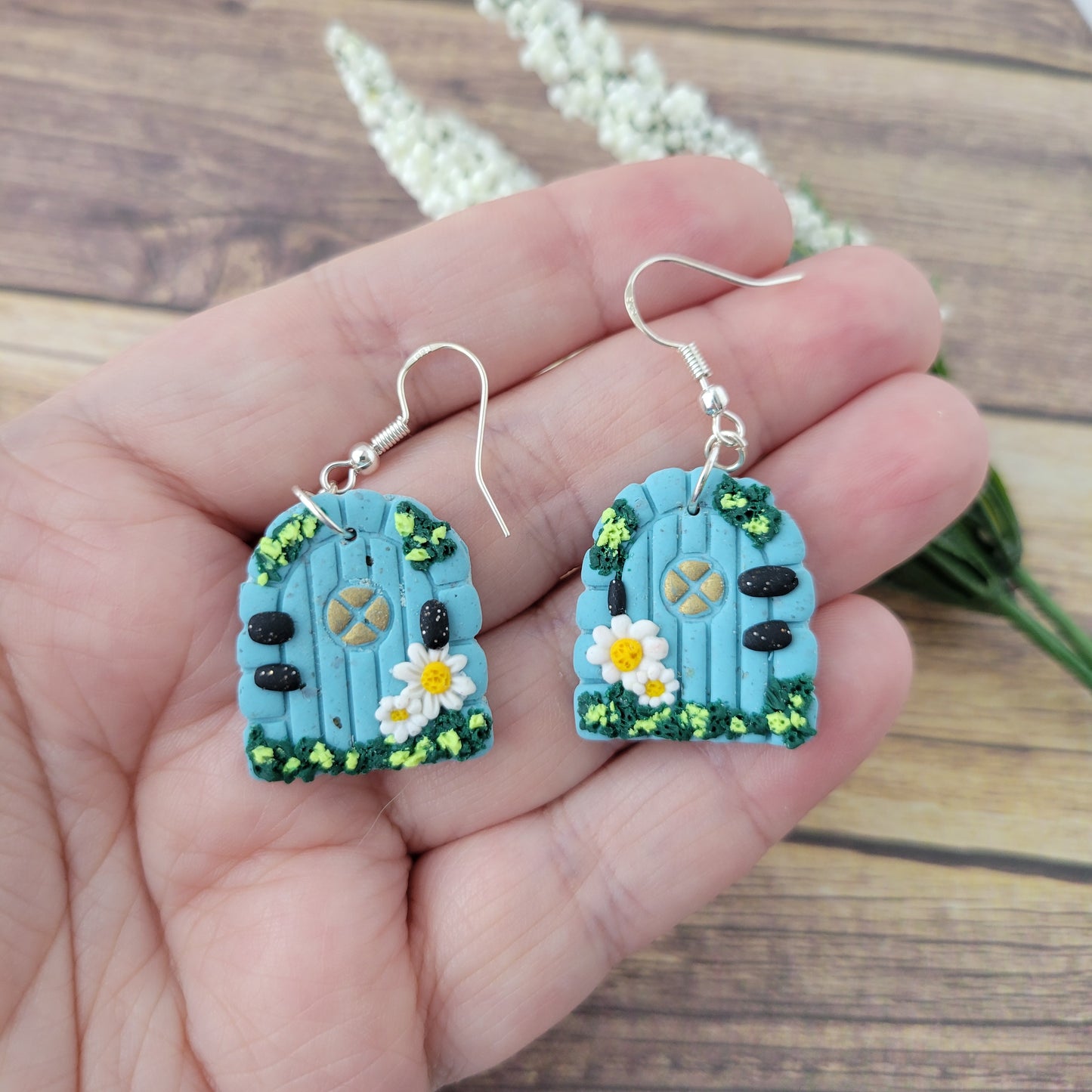 Fairy Door Dangle | Blue with White Flowers