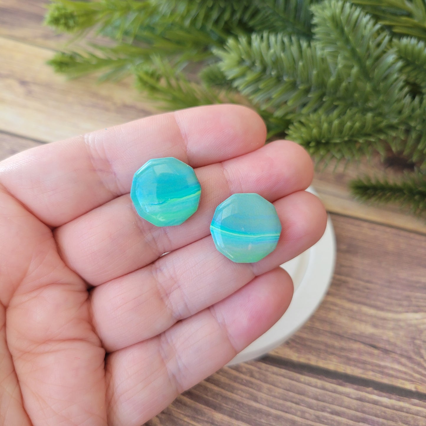 Astraea Studs | Green Swirl