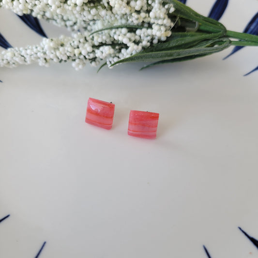 Square Studs | Light Red Swirl