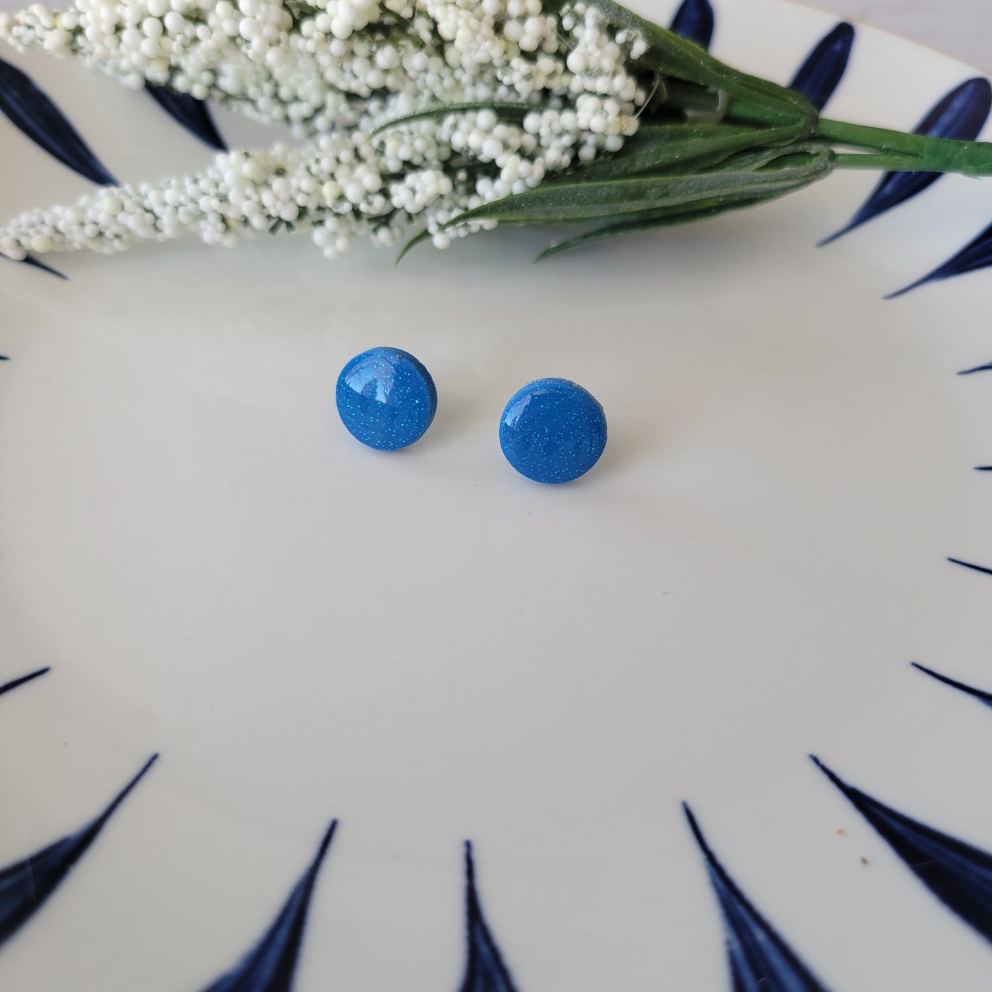 Circle Studs | Blue Sparkle