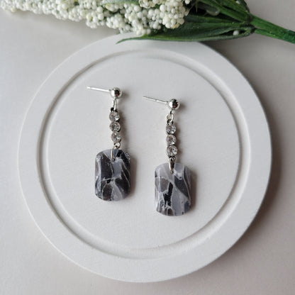 Small Elora Dangle | Black Marble