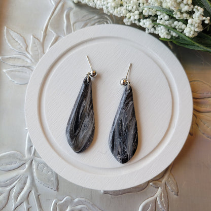 Cecilia Teardrop Dangle | Black Marble