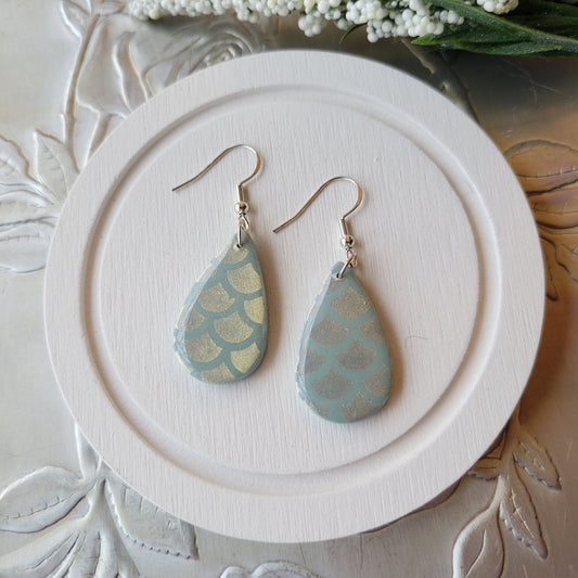 Teardrop Dangle | Blue Mermaid Scale