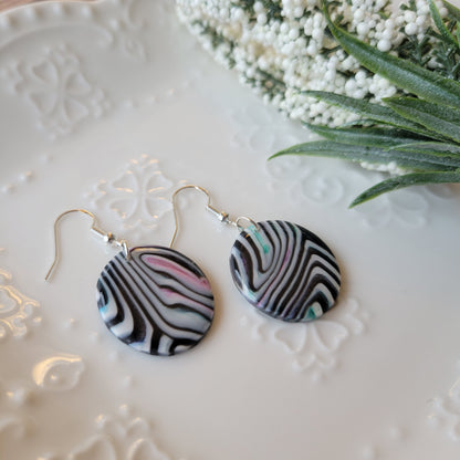 Oval Dangle | Zebra Black and White