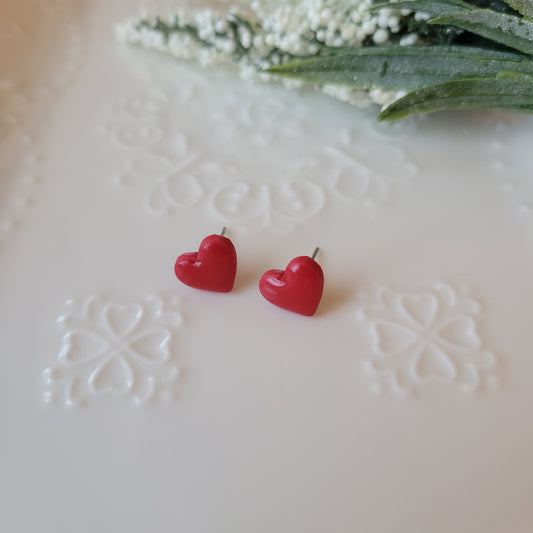 Cinnamon Heart Studs | Red