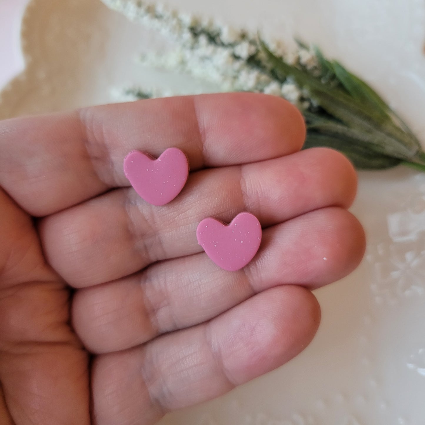 Heart Studs | Pink