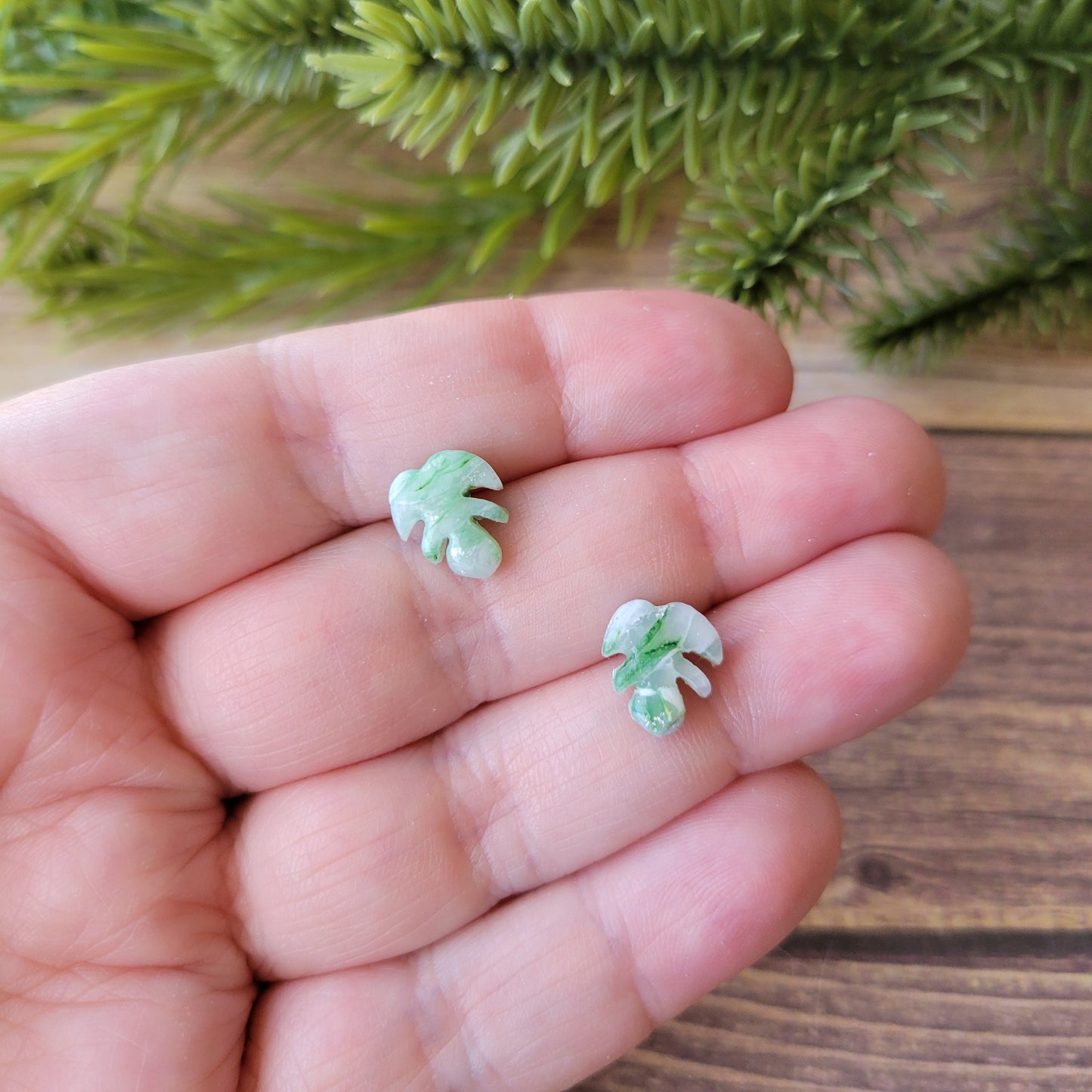 Monstera Leaf Studs | Green Marble