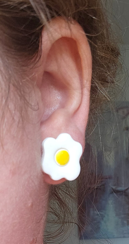 Large Egg Studs