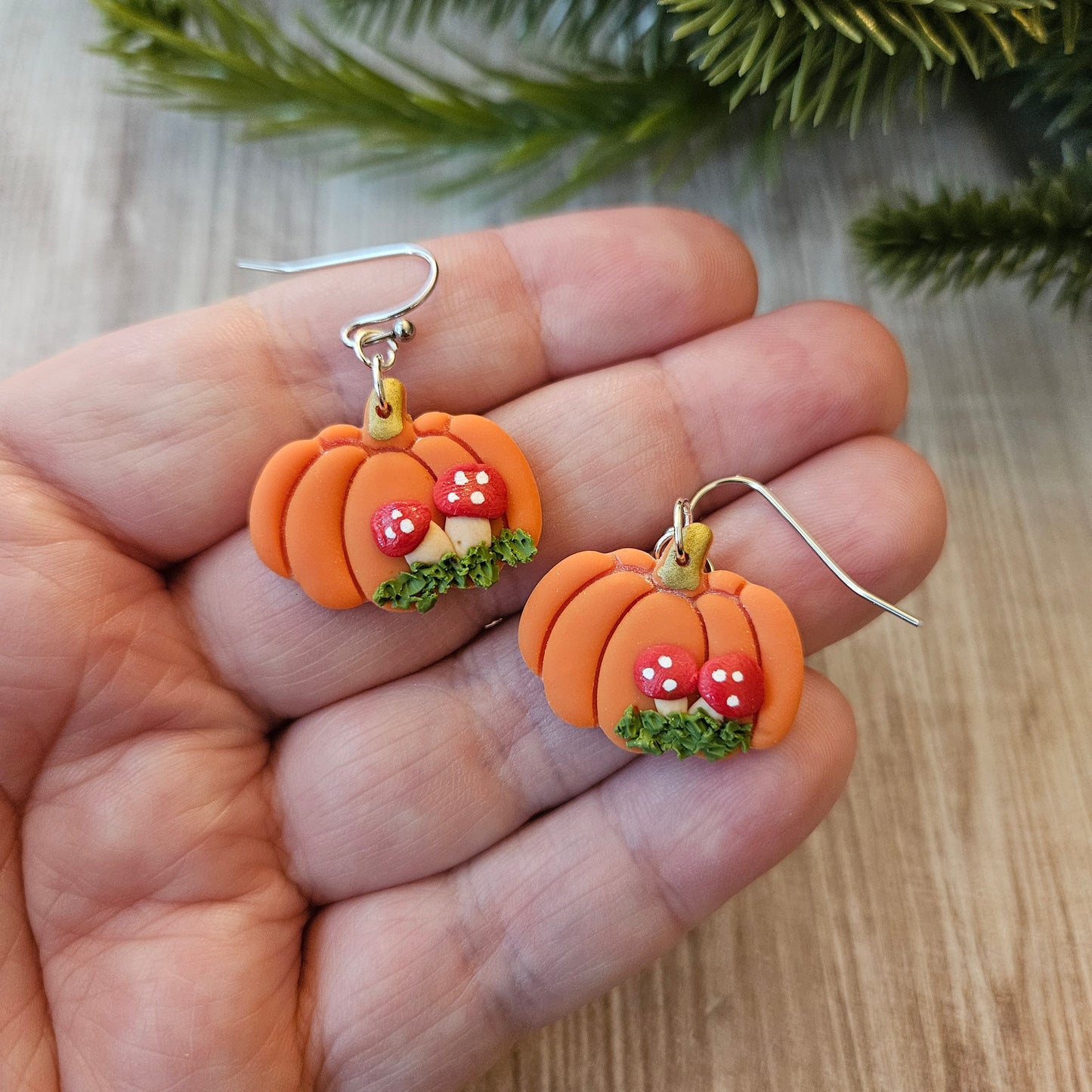 Pumpkin Dangle | Mushrooms