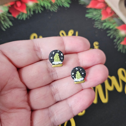 Snow Globe Studs